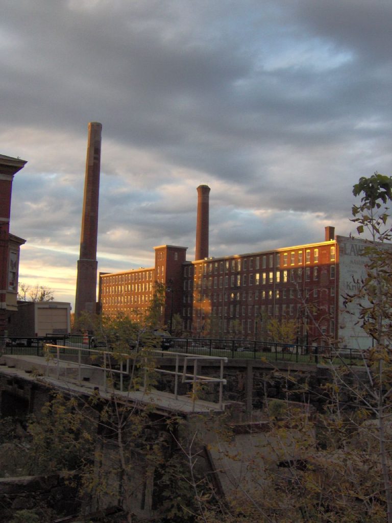 A modern day photo of the Lowell Mill. Today it is quiet but at the time it would have been a bustling centre of activity.